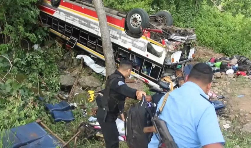 Accidente de tráfico en Nicaragua deja 14 migrantes heridos, uno de gravedad