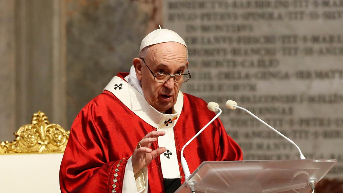 El papa pide una bioética “atenta a los dramas reales de las personas”