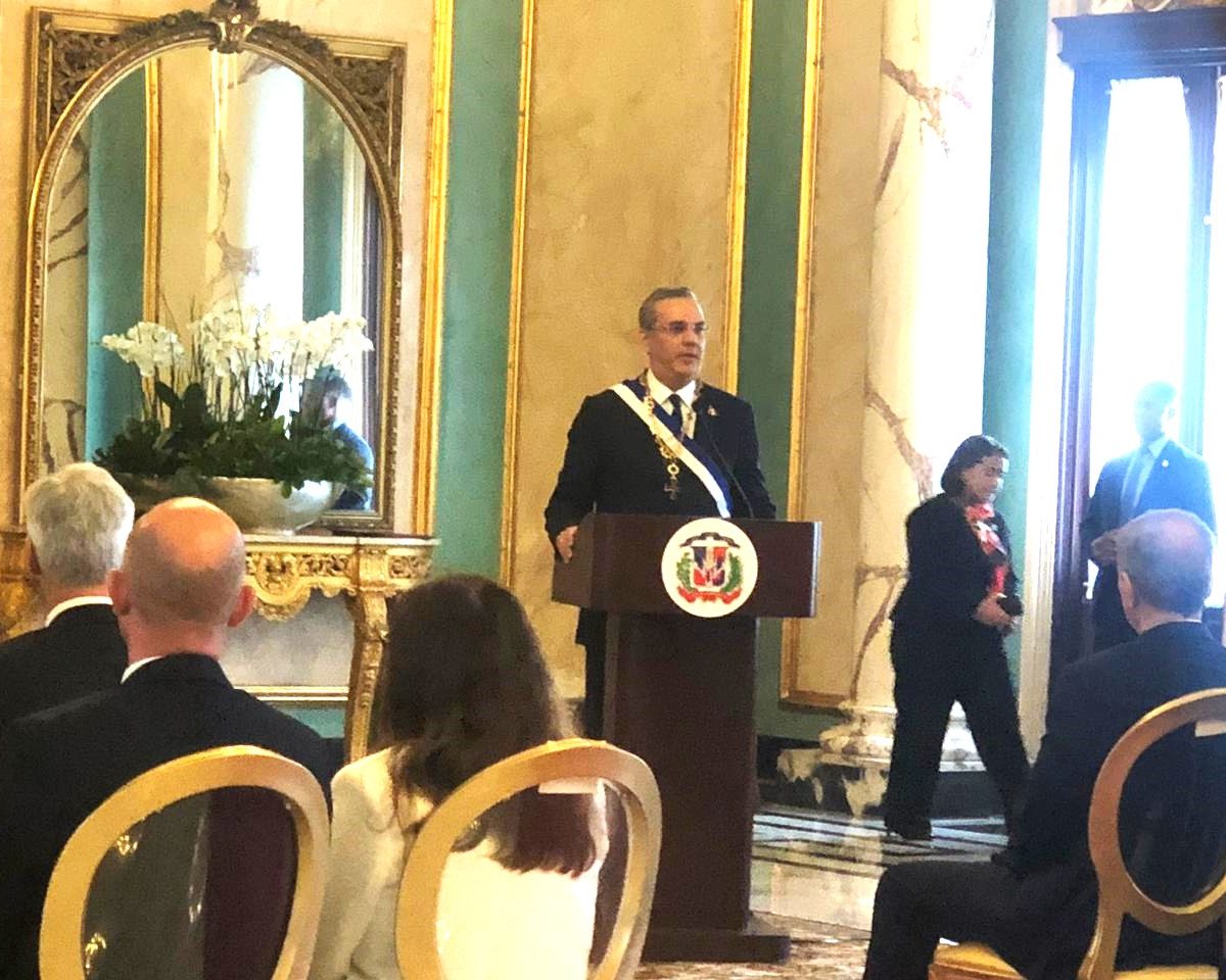 Abinader revela ha solicitado a UE eliminar requerimiento visa schengen para viajar a Europa
