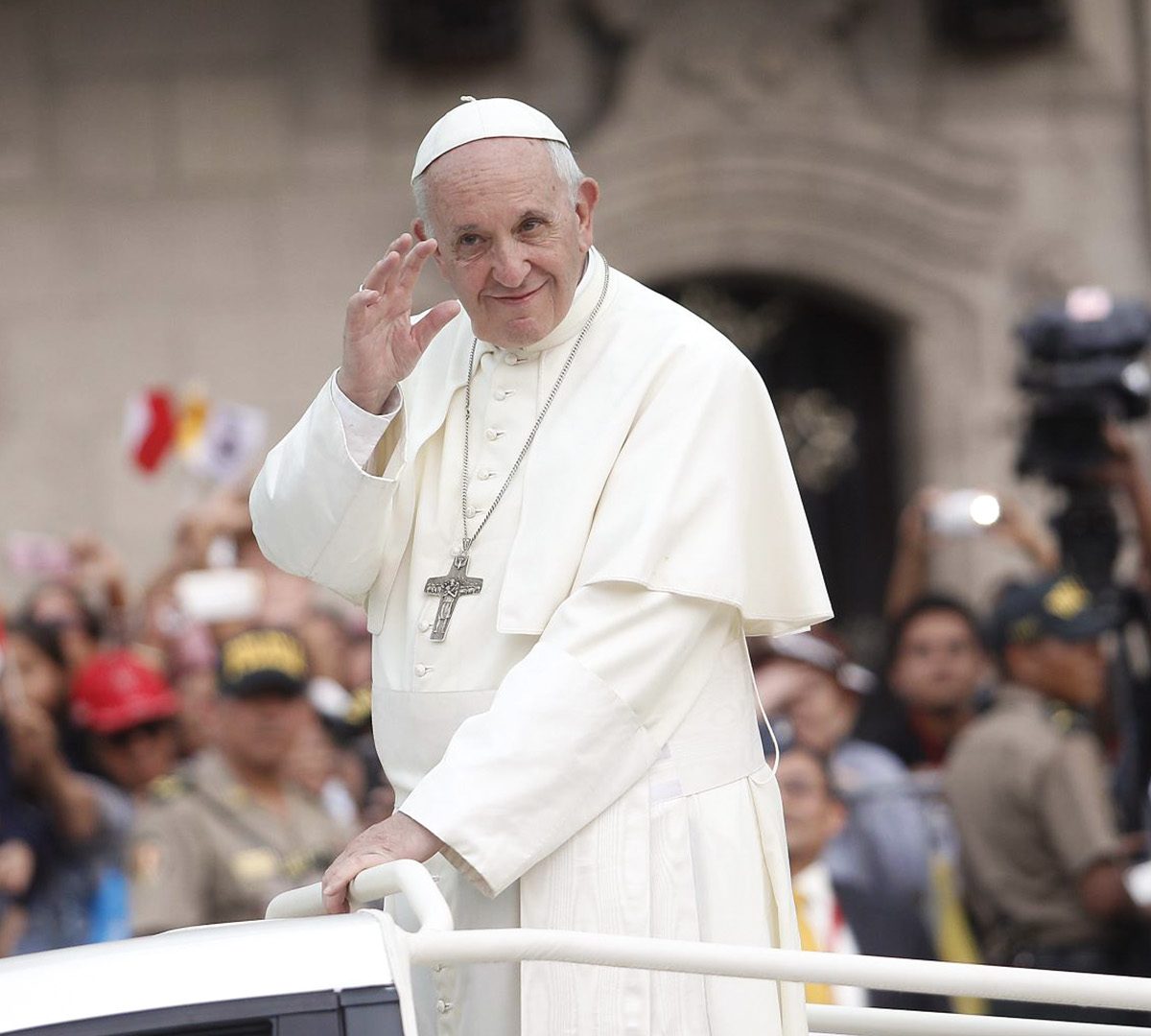 El papa sufre una infección respiratoria y permanecerá ingresado algunos días