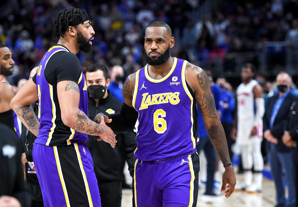 La camiseta de LeBron James, el gran triunfo de los Lakers esta