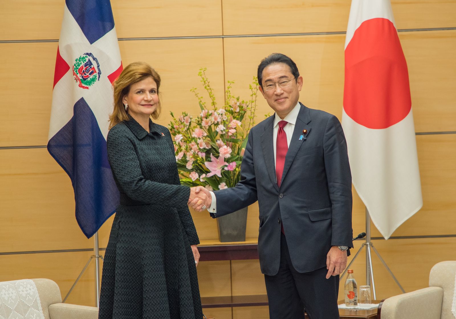 Primer ministro de Japón define a RD como socio muy importante
