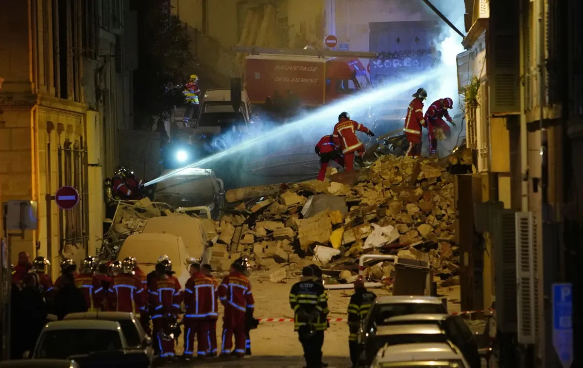 Recuperan dos cadáveres del derrumbe de un edificio en Marsella