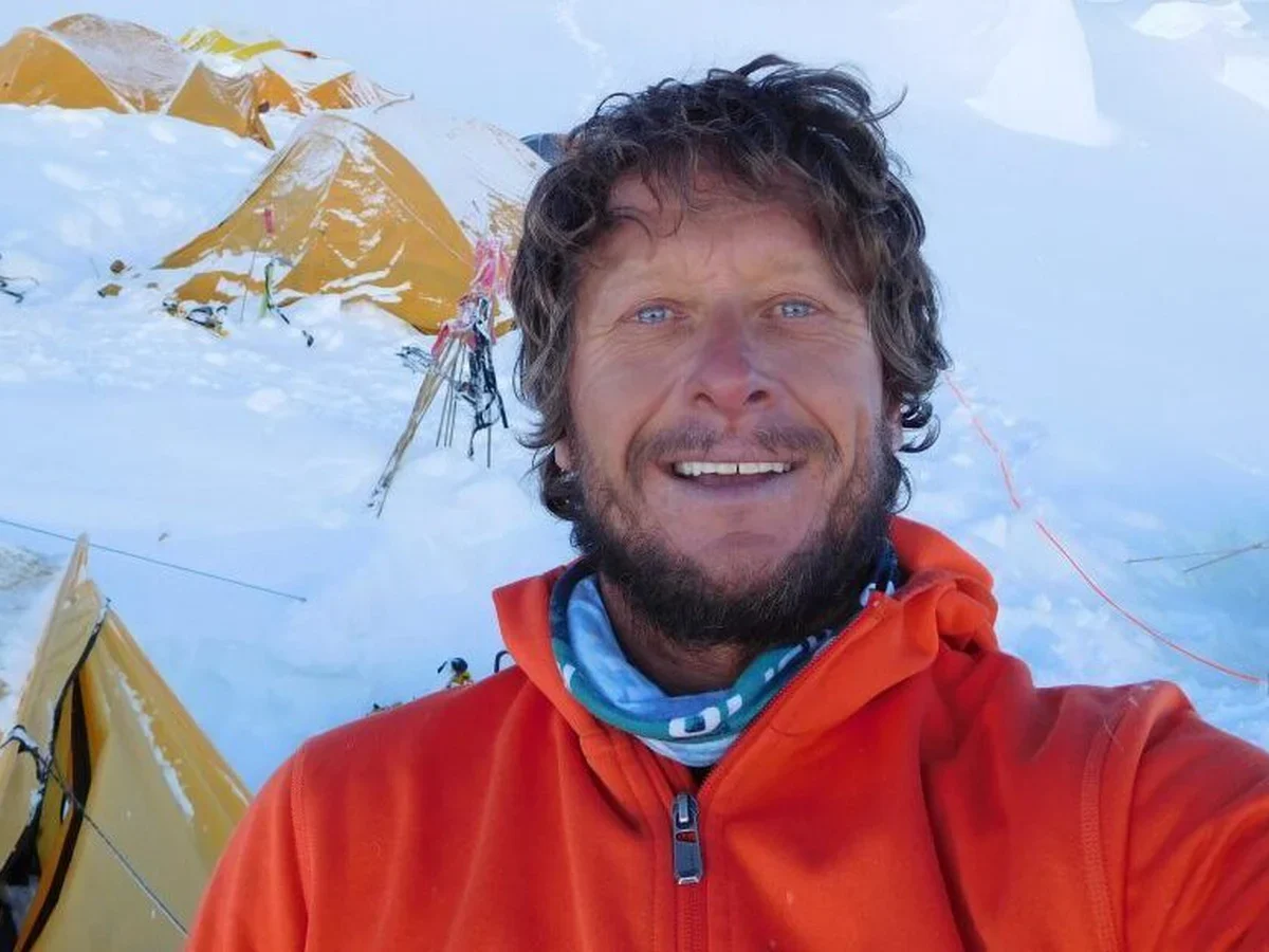 Alpinista que subió 10 veces el Everest muere en una excursión en Nepal