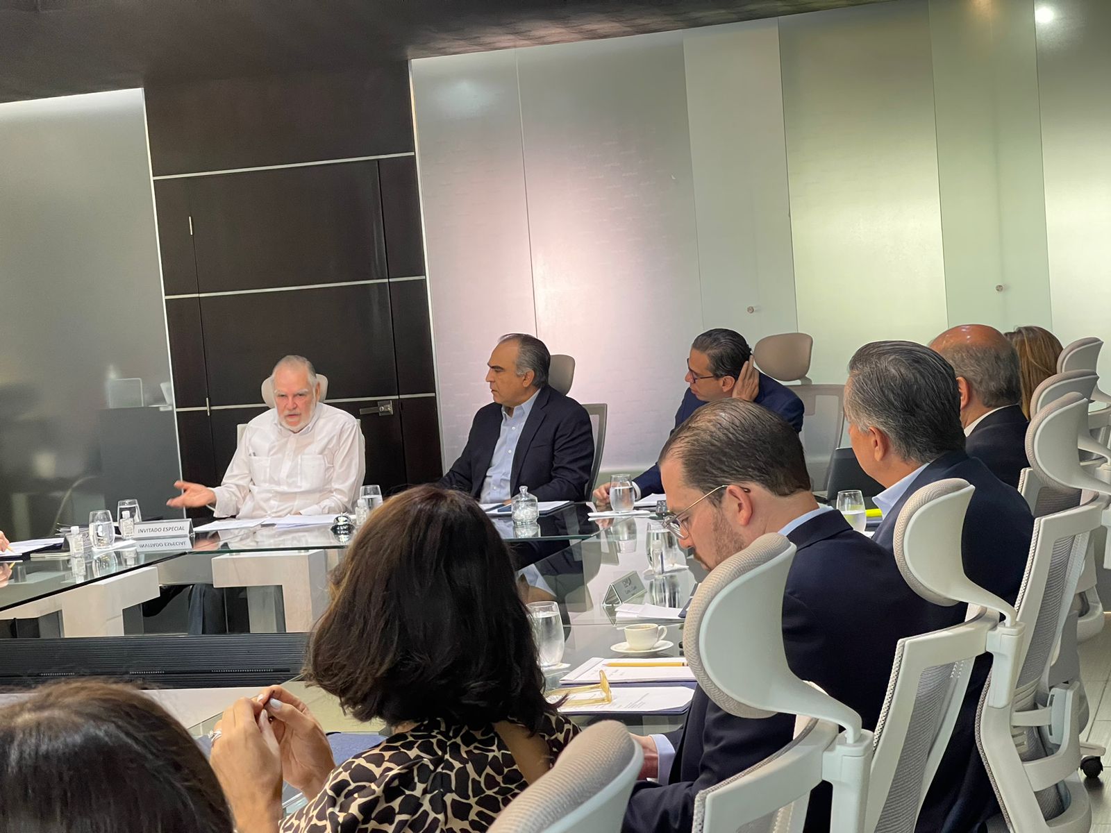 Medio Ambiente y el CONEP analizan agenda medioambiental nacional 