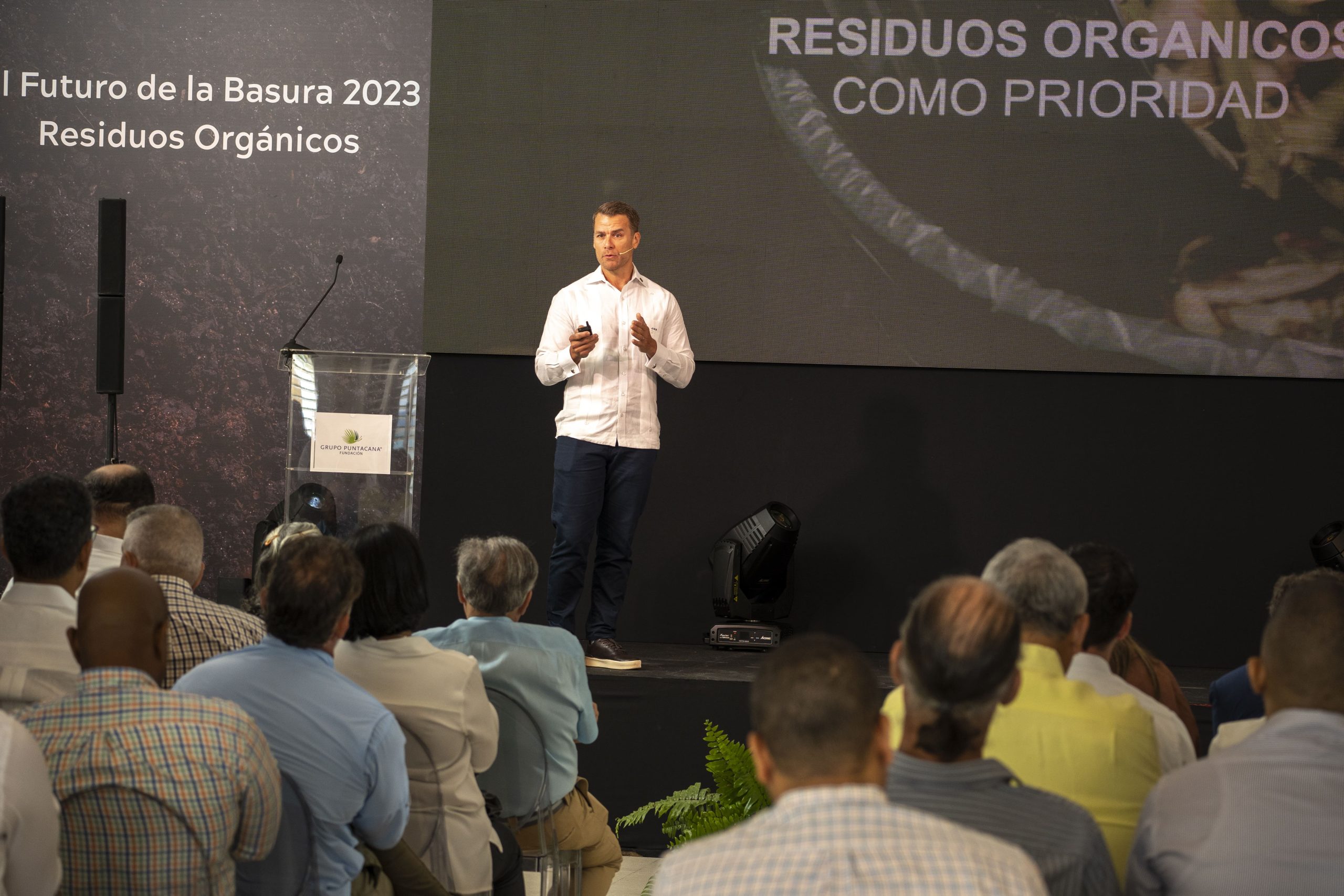 Realizan simposio “El Futuro de la basura” y promueven la valorización de residuos sólidos