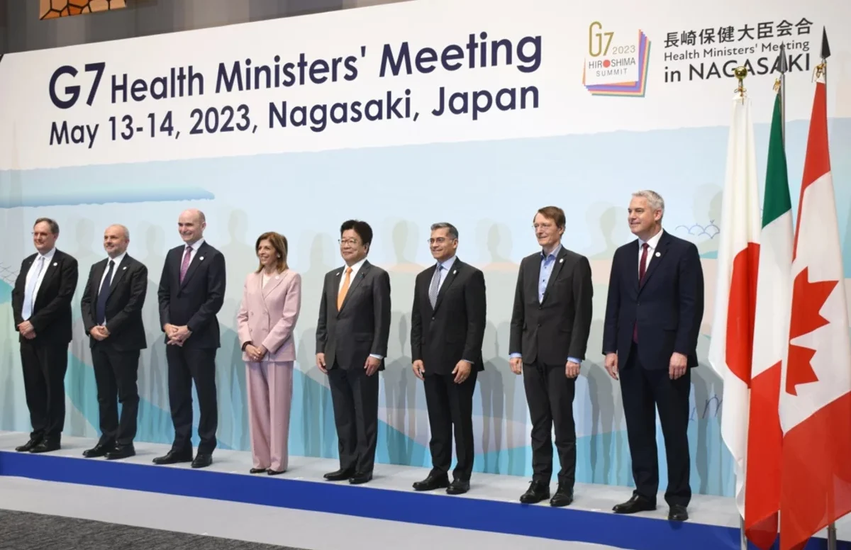 “G7 Education Ministers Address Risks of Generative AI in Teaching”