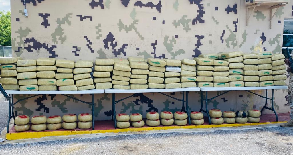 Ocupan en Pedernales paquetes de presumiblemente marihuana (Foto: Fuente externa)
