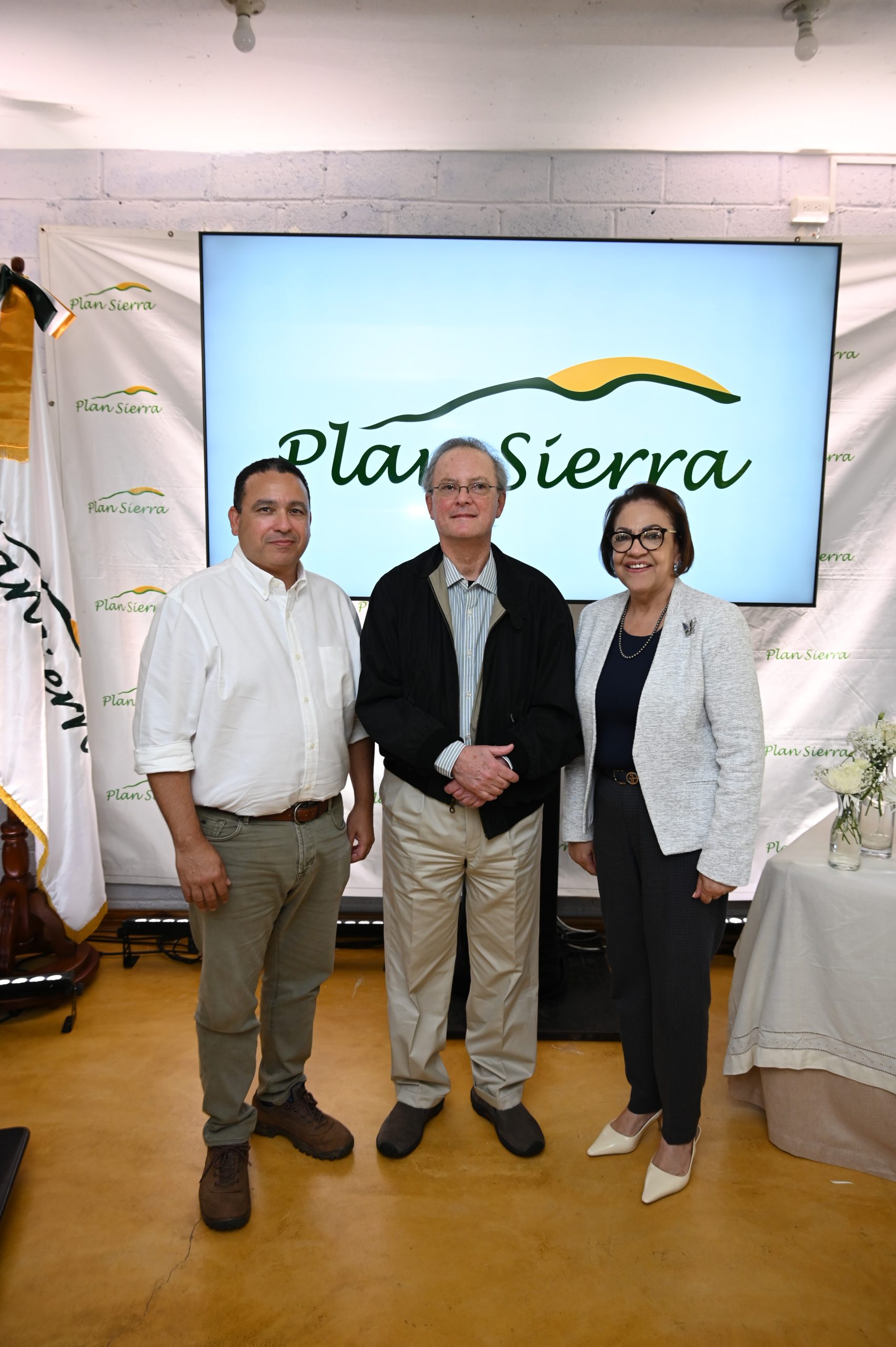 Destacan siembra de 2.3 MM de árboles al rendir cuentas sobre ordenamiento ecológico
