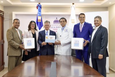 Wenceslao Soto, Karen Cepeda, Tim Tuccelli, ministro Daniel Rivera, Elías Dinzey y Juan Aybar | Foto: Fuente externa