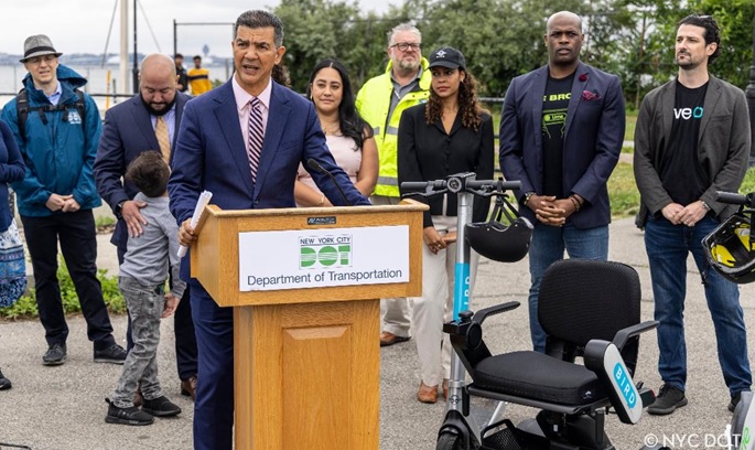 DOT anuncia expansión programa compartido Scooters eléctricos hacia Queens DOT anuncia expansión programa compartido Scooters eléctricos hacia Queens