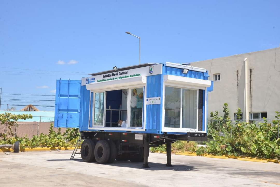 Instalan contenedor educativo en Puerto Plata para impulsar prevención de plásticos en cañadas
