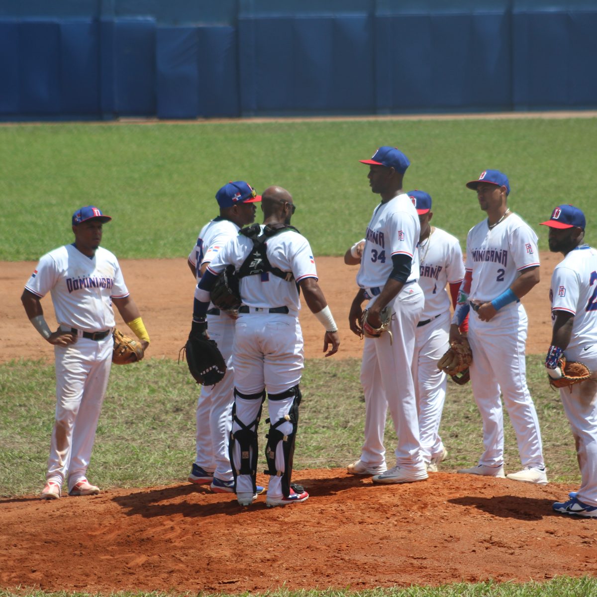 Rain Forces Suspension of Baseball Matches at Central American and