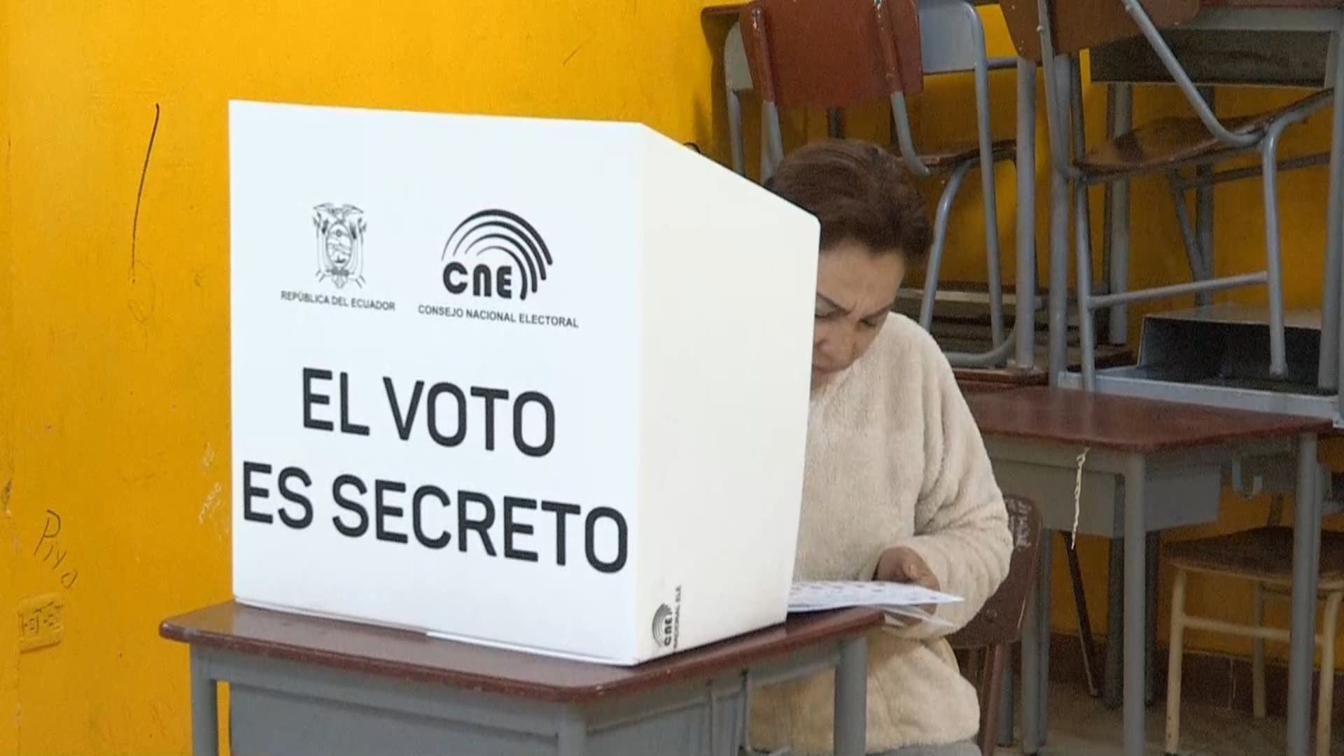 Cierran Las Urnas En Ecuador E Inicia El Escrutinio Tras Una Votación ...