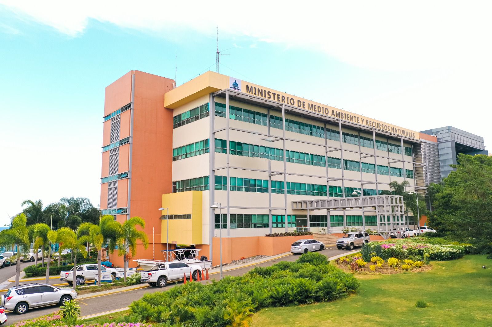 Edificio del Ministerio de Medio Ambiente y Recursos Naturales. (Fuente externa)