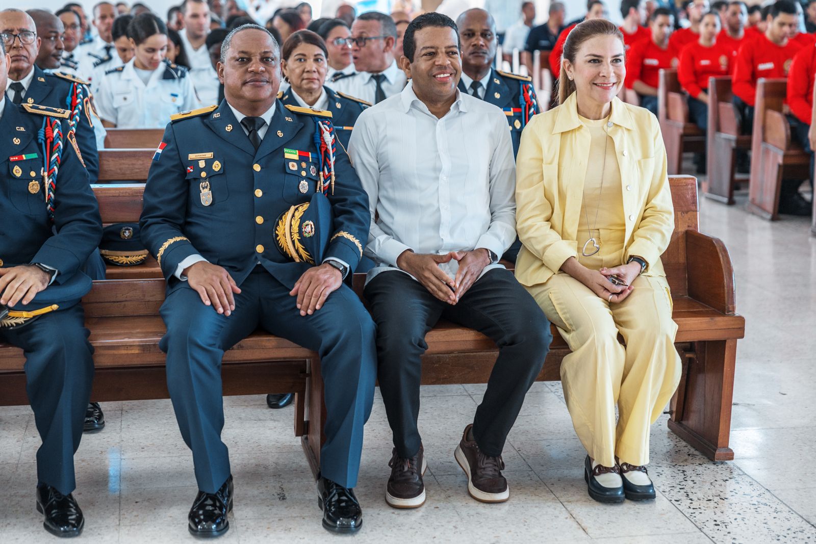 En la misa en honor a la Virgen de las Mercedes estuvo presente la alcaldesa del DN Carolina Mejía (Foto: Fuente externa)