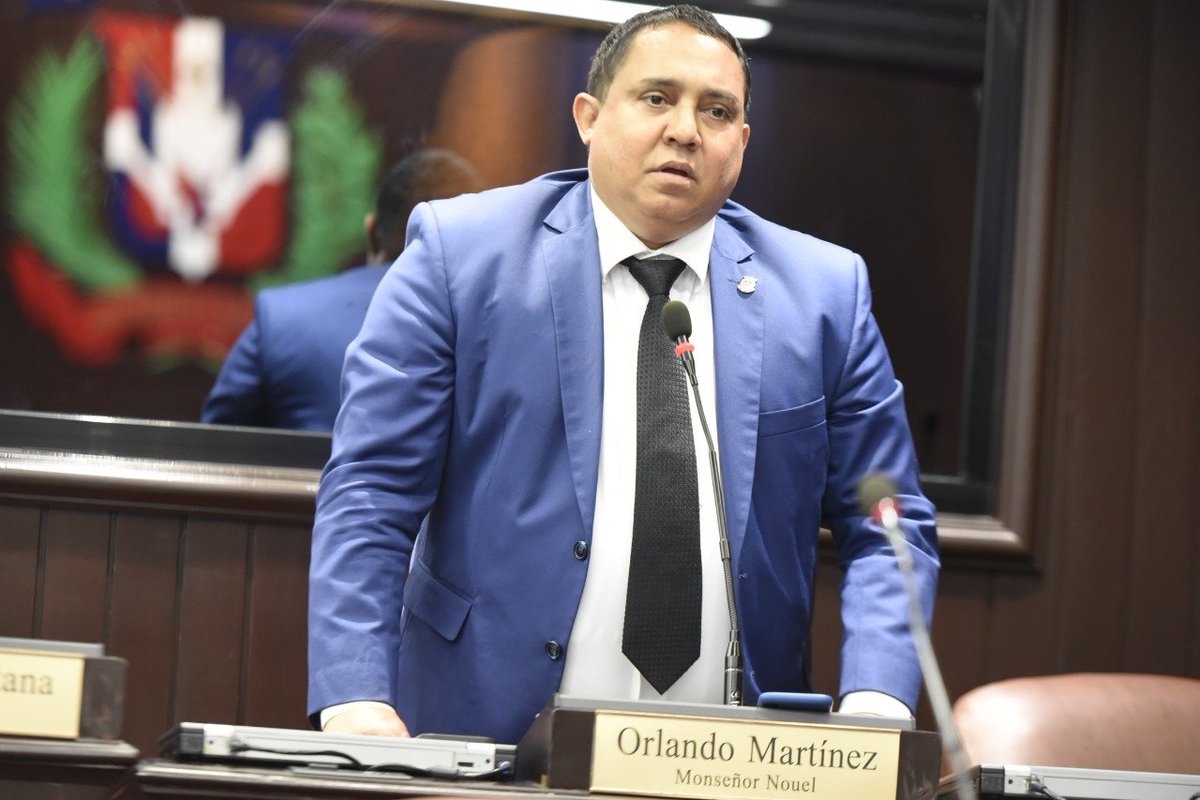 Diputado Orlando Martínez anuncia respaldo al proyecto presidencial de Wellington Arnaud