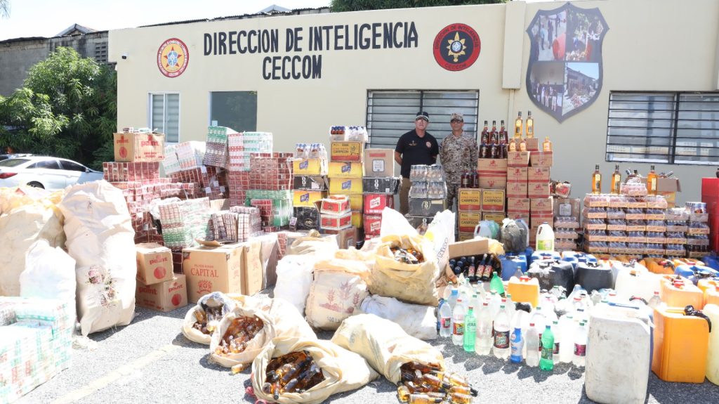 CESFronT entrega mercancías a Ceccom que serían introducidas al país de manera irregular