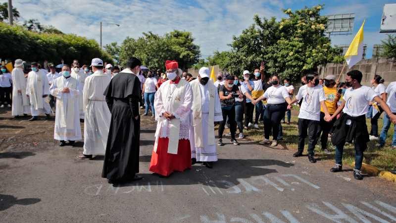 Nicaragua excarcela a 12 sacerdotes y los envía al Vaticano tras acuerdo con la Santa Sede