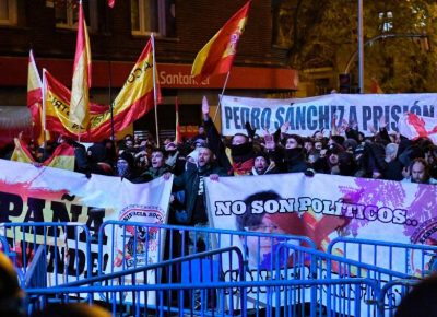 Las protestas contra una amnistía a independentistas se repiten por sexto día en España.
