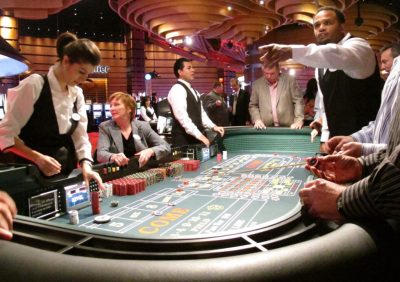 Los trabajadores de Las Vegas logran un acuerdo con los casinos que evita la huelga