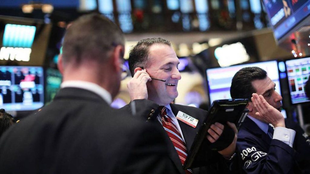 Wall Street cierra en verde y el Dow Jones sube un 1,43 %