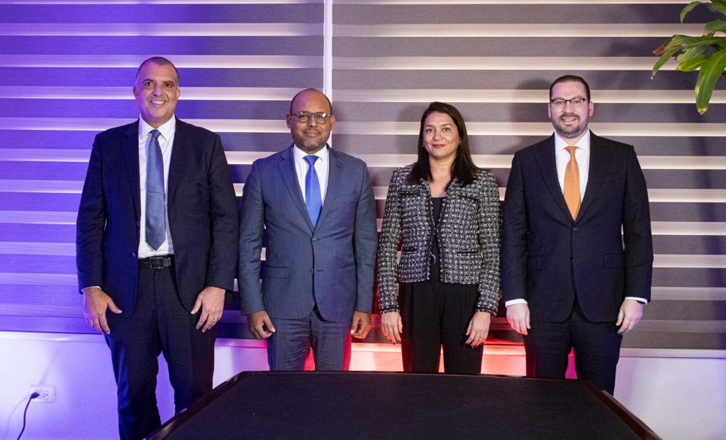 Panel de juristas unen voces contra el fraude en Costa Dorada