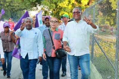 Inscriben boleta de la Alianza Rescate RD encabezada por José Darío y Miriam Sánchez