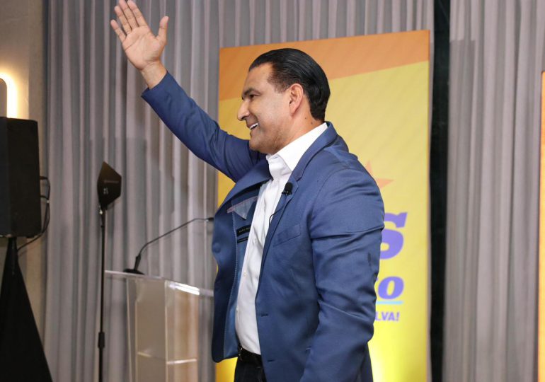 Luis Alberto garantiza desarrollo de SDE, afirman empresarios