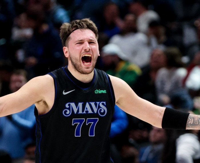 Doncic Primer Jugador En Firmar Triple Doble De 25 Puntos En Una Mitad De Un Partido Nba El 9647