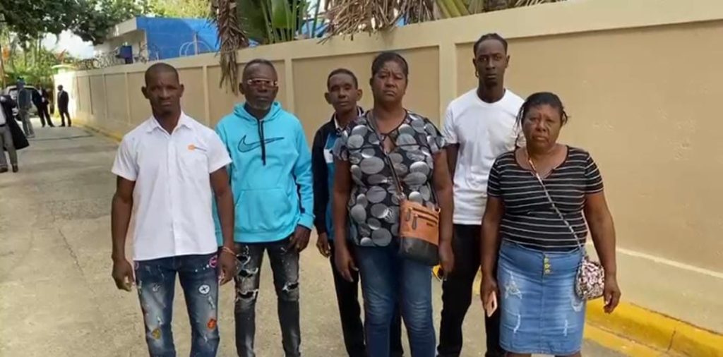 Familia de hombre ultimado de varias estocadas en Sabana Grande de Boyá reclama justicia