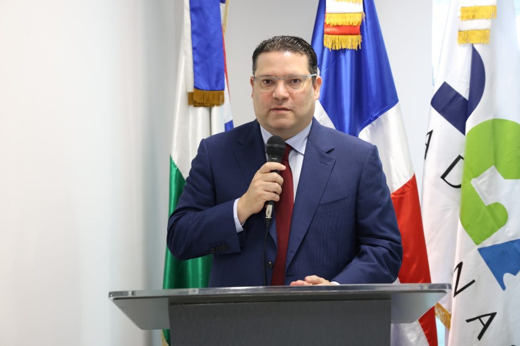 Eduardo Sanz Lovatón