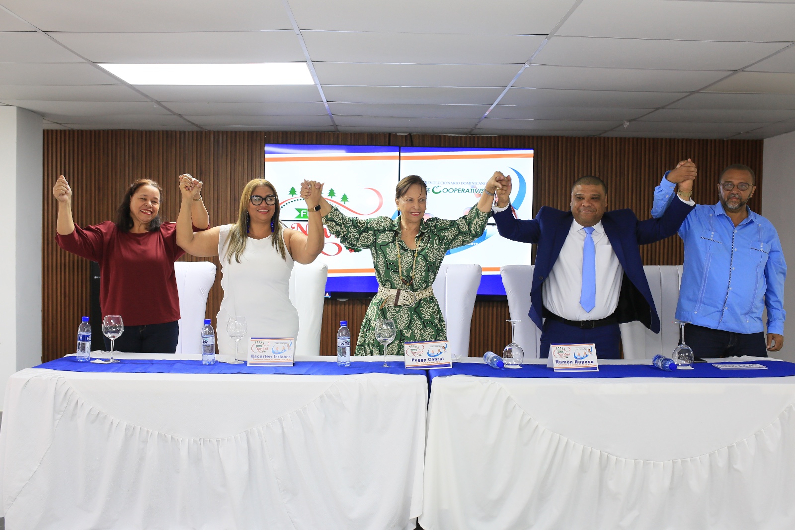 Cooperativistas presentan plan para fortalecer candidatura presidencial de Miguel Vargas – El Nuevo Diario (República Dominicana)