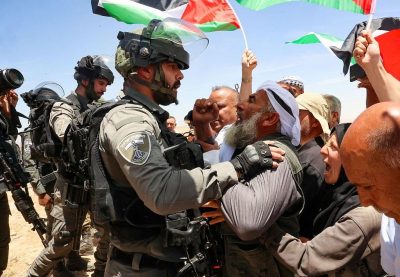 Israel enviará palestinos a la Franja de Gaza a otros países