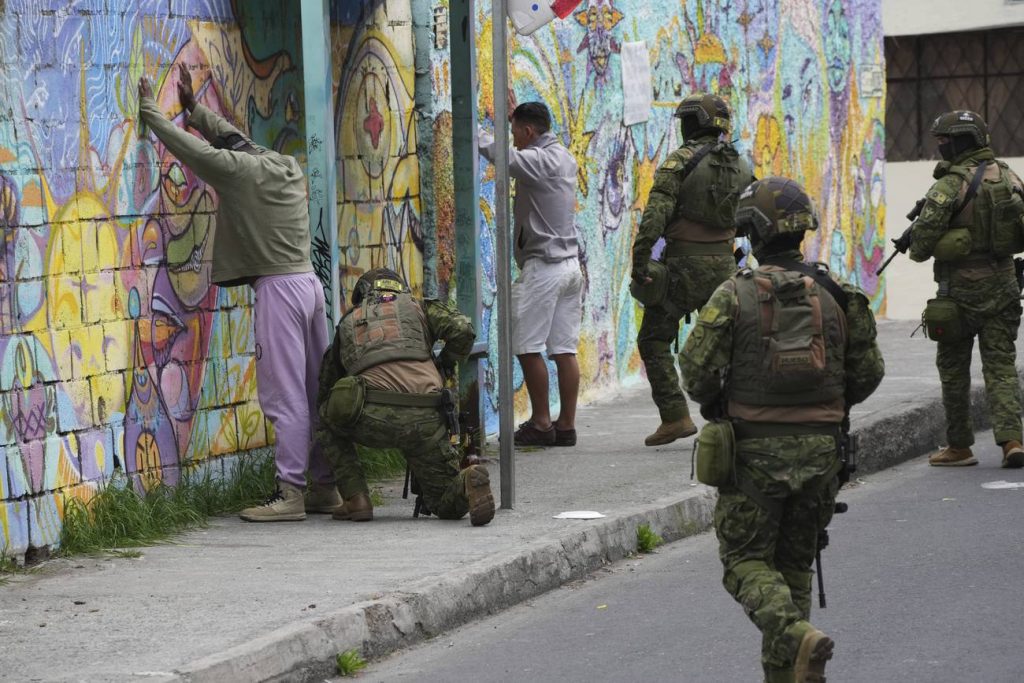 Militares ecuatorianos han desarticulado nueve grupos "terroristas". (Foto: Fuente Externa)