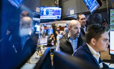 Wall Street cierra la semana con récords y cambia de perspectiva sobre los tipos