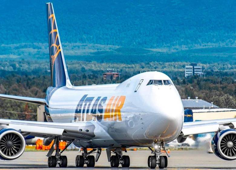 Investigan aterrizaje de emergencia de un avión Atlas Air