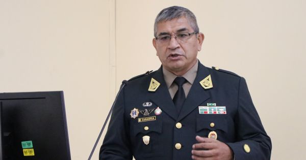 Comandante general de la Policía Nacional, general Jorge Angulo