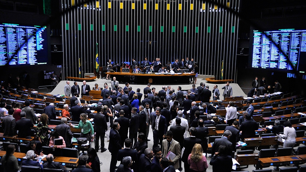 Cuenta oficial en X de Cámara de Diputados de Brasil es invadida por piratas informáticos