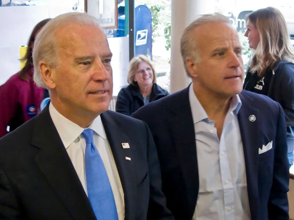 James Biden y Joe Biden