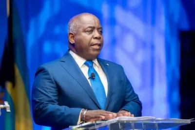 Phillip Davis, El primer ministro de Bahamas