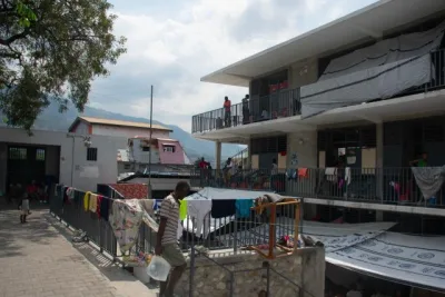 Puerto Príncipe pasó del tableteo de las armas a una relativa calma, este sábado