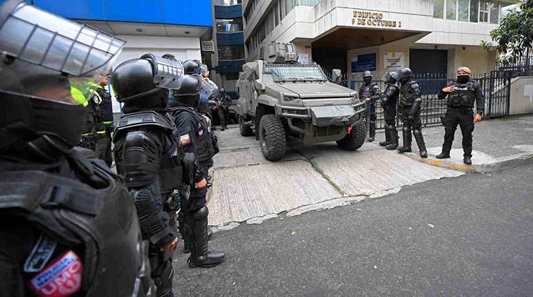 Exjefes de Estado y de Gobierno de España y Latinoamérica rechazaron este martes el "atentado" contra la sede diplomática de México en Ecuador