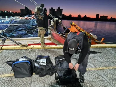 Hallan tres toneladas de drogas en un cargamento de pescado