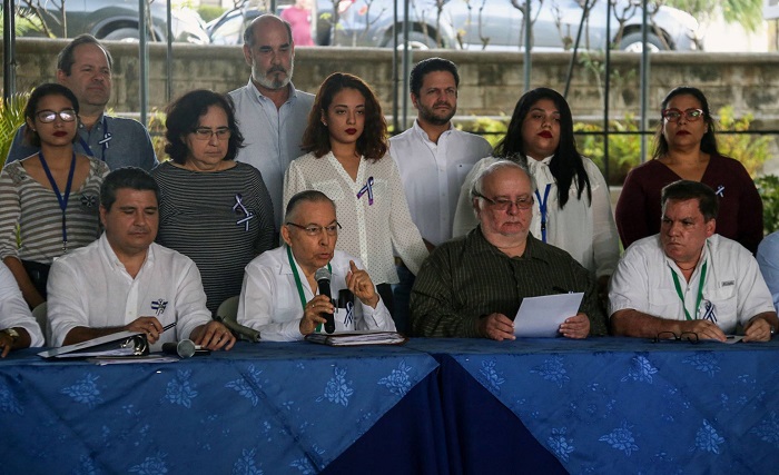 Oposición se pone a disposición de la OEA