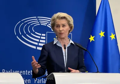 candidata del Partido Popular Europeo a presidir la Comisión Europea y actual presidenta de la institución, Ursula von der Leyen