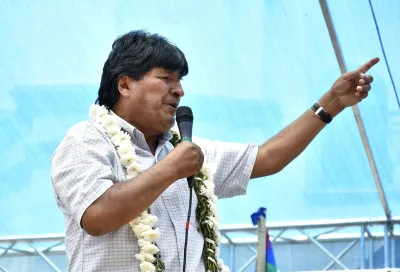 Evo Morales advierte que será candidato presidencial "a las buenas o a las malas"