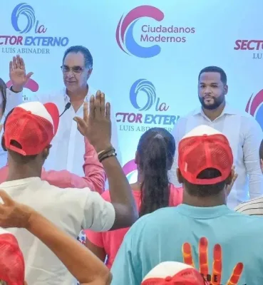 Santiago Hazim juramenta al movimiento Ciudadanos Modernos (Foto: Fuente externa)