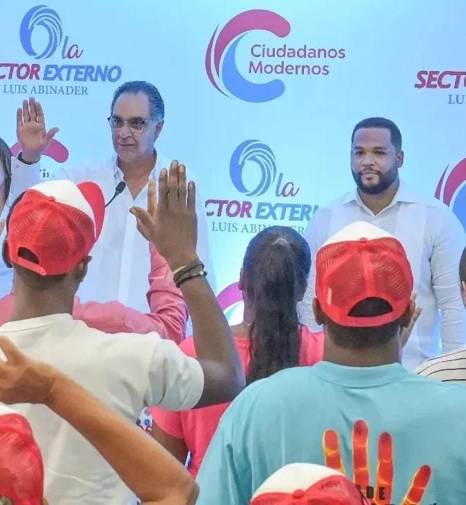 Santiago Hazim juramenta al movimiento Ciudadanos Modernos (Foto: Fuente externa)