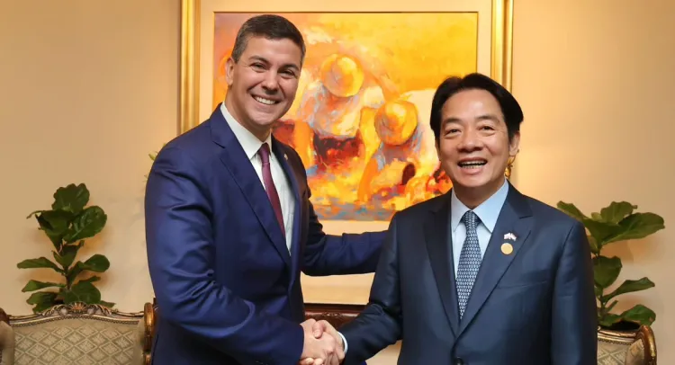 El presidente de Paraguay lega a Taiwán para la investidura del próximo presidente de la isla